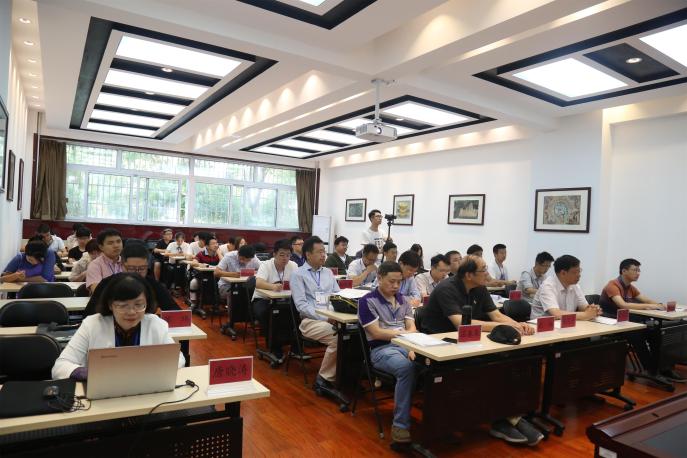 来自中国社科院
